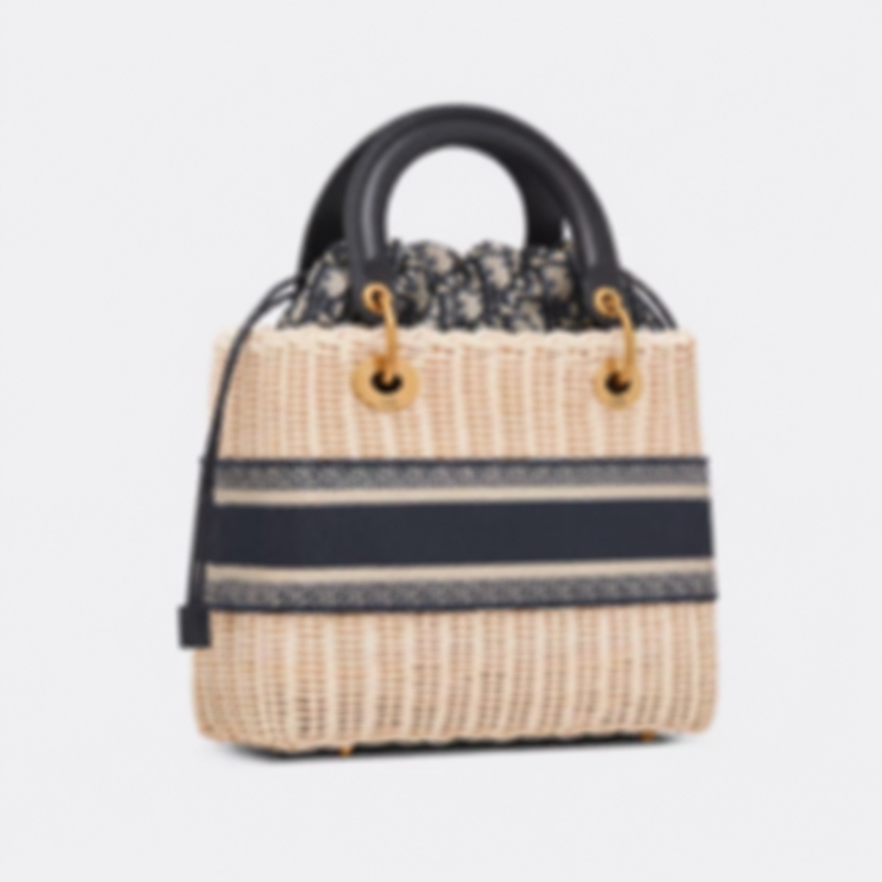 LADY HANDBAG MADE OF RATTAN
